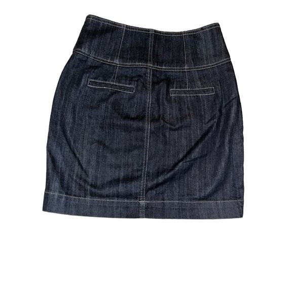 Express Jeans Size 2 High Waist 3 Button Dark Wash Mini Jean Skirt Women’s EUC - Picture 3 of 6